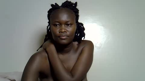 flowerdiva002 online show from 14, 11, 2025