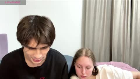 flowerscouple online show from 26, 5, 2026