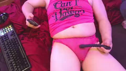 Snapshot of flufferbutt2 chatting on 7, 7, 2026 flufferbutt2 online show from 7, 7, 2026