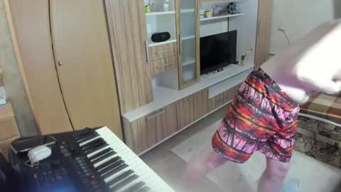 fluffycat  online show from 16, 9, 2025