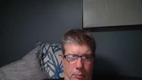 Snapshot of fluidconscience chatting on 15, 11, 2025 FluidConscience online show from 15, 11, 2025