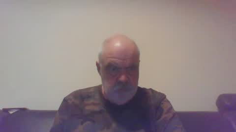 Snapshot of flutto chatting on 28, 6, 2026 flutto online show from 28, 6, 2026