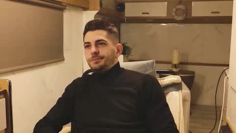 independent model online show from 1, 3, 2026