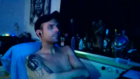 Snapshot of fonzie8012 chatting on 13, 6, 2026 Hard2DaCore22 online show from 13, 6, 2026