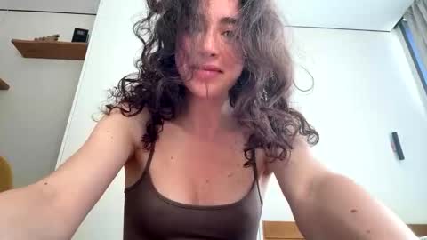 forbiddennvelvet online show from 27, 4, 2026