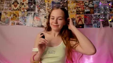 Snapshot of fox_lisaaa chatting on 4, 10, 2025 Lisa online show from 4, 10, 2025