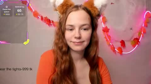 Snapshot of fox_lisaaa chatting on 15, 10, 2025 Lisa online show from 15, 10, 2025