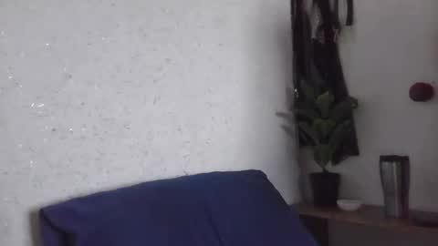 fox_red_lady7 online show from 7, 3, 2025