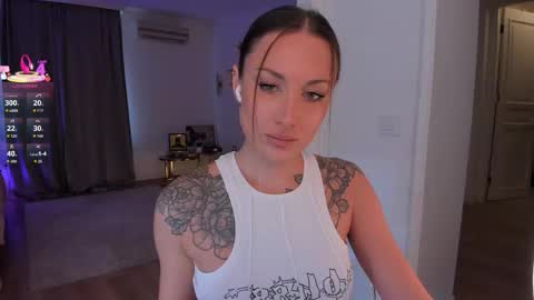 Snapshot of foxe_sailey chatting on 2, 2, 2026 Fox love you online show from 2, 2, 2026