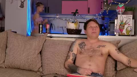 We are a couple Leo and Sofiayou are always welcome here online show from 29, 3, 2026
