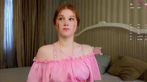 Snapshot of foxxx_tail chatting on 11, 10, 2025 Petra online show from 11, 10, 2025