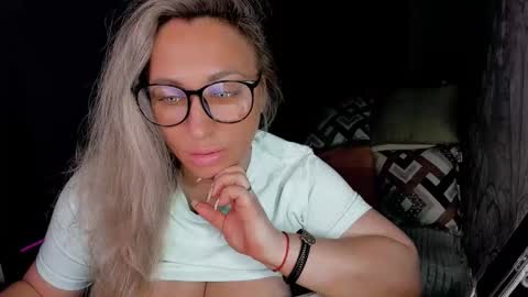 Kris online show from 8, 11, 2025