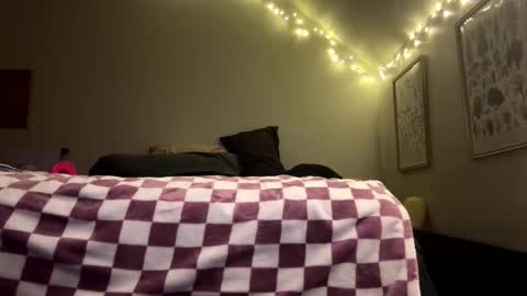 Rainbow online show from 6, 3, 2026