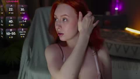 Snapshot of foxy_callista_ chatting on 17, 7, 2026 Foxy Callista online show from 17, 7, 2026