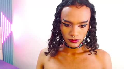 Ella online show from 25, 2, 2025