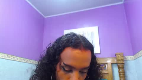 Ella online show from 8, 3, 2025