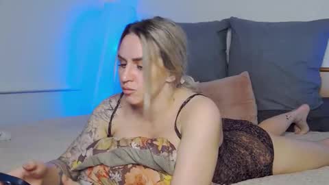 Foxy Kimmi online show from 2, 4, 2026