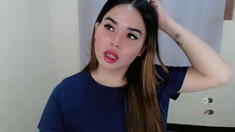 Snapshot of foxy_lei chatting on 8, 10, 2025 foxy_lei online show from 8, 10, 2025