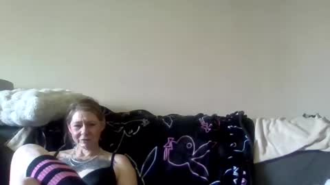 foxyfang online show from 28, 2, 2025