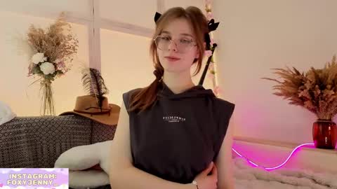 foxysecret_ online show from 15, 4, 2026