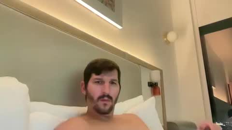 Snapshot of fp004 chatting on 12, 10, 2025 fp004 online show from 12, 10, 2025