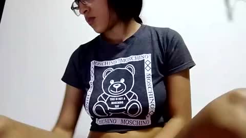 Snapshot of fragmented_girl_18 chatting on 28, 2, 2025 Sofa online show from 28, 2, 2025