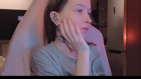 Snapshot of fran_bow chatting on 25, 2, 2026 fran_bow online show from 25, 2, 2026