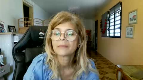 francelune online show from 14, 4, 2026