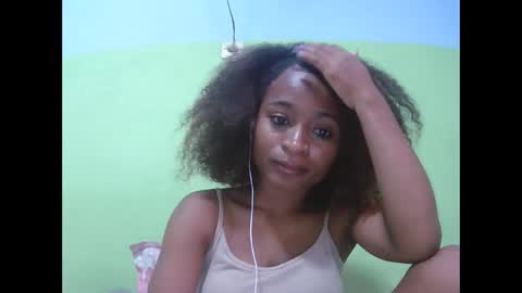 Snapshot of francine925426 chatting on 8, 2, 2026 francine925426 online show from 8, 2, 2026