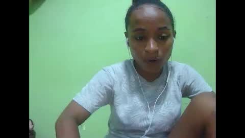 Snapshot of francine925426 chatting on 16, 2, 2026 francine925426 online show from 16, 2, 2026