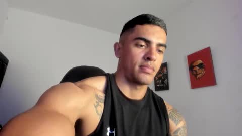 Snapshot of franco_ruiz_ chatting on 4, 12, 2025 franco online show from 4, 12, 2025