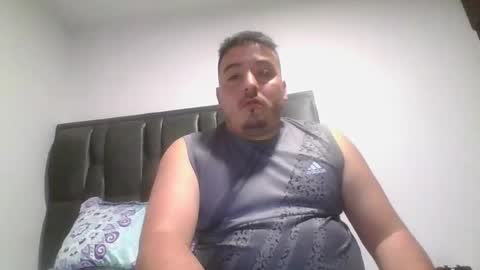 Snapshot of francoisroy chatting on 29, 12, 2024 Juan online show from 29, 12, 2024