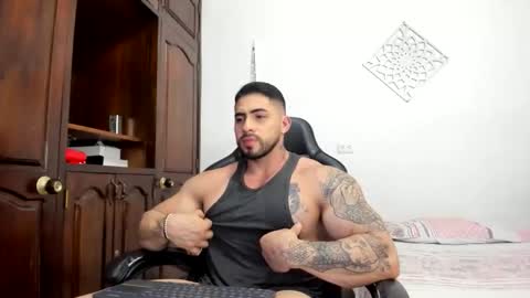 frank_foxx1 online show from 6, 6, 2026