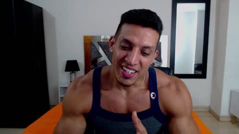 Snapshot of frank_heaven_shore chatting on 7, 12, 2024 Frank online show from 7, 12, 2024