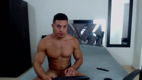 Snapshot of frank_heaven_shore chatting on 30, 12, 2024 Frank online show from 30, 12, 2024