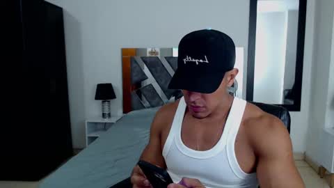 Snapshot of frank_heaven_shore chatting on 27, 2, 2025 Frank online show from 27, 2, 2025