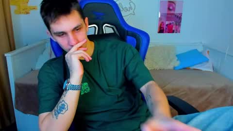 Frank online show from 8, 3, 2025