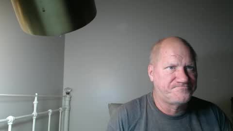 Snapshot of frankcubitoso chatting on 8, 4, 2026 frankcubitoso online show from 8, 4, 2026