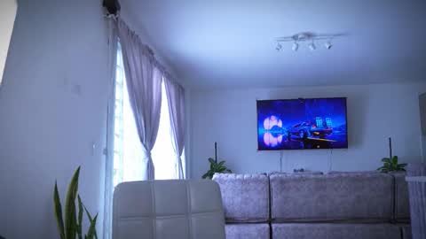 Frank Farrell. Hey remember to give me a thumbs up Ty online show from 8, 3, 2026