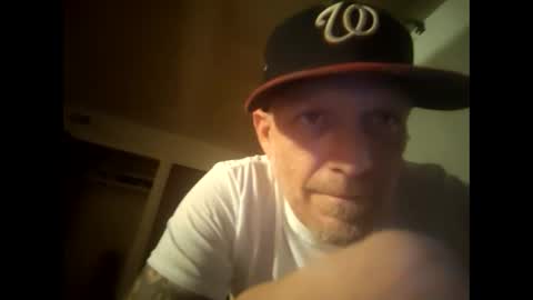 Famous Blue Eyes online show from 15, 4, 2026