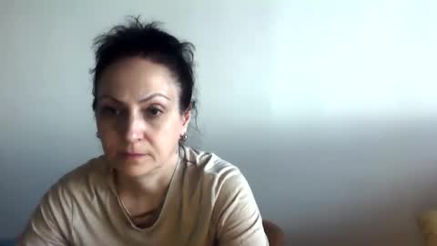 Snapshot of frankieteasing chatting on 8, 6, 2026 frankieteasing online show from 8, 6, 2026