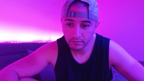 FRANKIETHE13TH online show from 26, 11, 2025