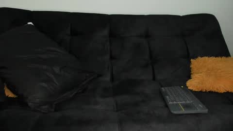 Snapshot of frankmyles01 chatting on 27, 2, 2025 frank online show from 27, 2, 2025