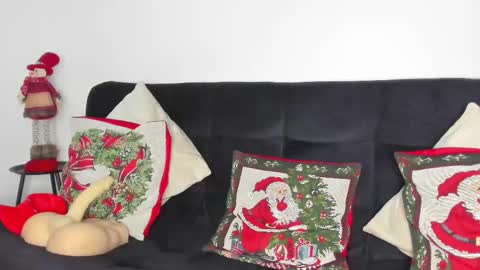 Snapshot of frankmyles01 chatting on 16, 12, 2025 frank online show from 16, 12, 2025