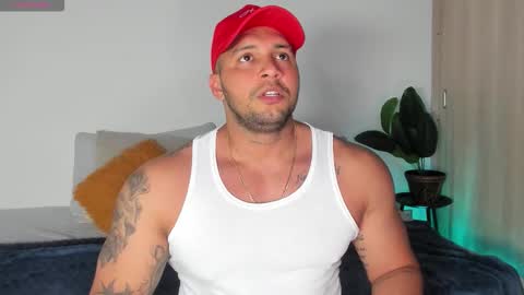 Snapshot of frankmyles01 chatting on 16, 1, 2026 frank online show from 16, 1, 2026