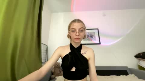 franny_fresh online show from 19, 3, 2026