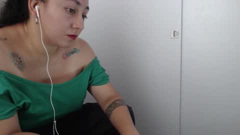 Snapshot of fransheska1_4 chatting on 23, 2, 2026 fransheska and Dimytri online show from 23, 2, 2026