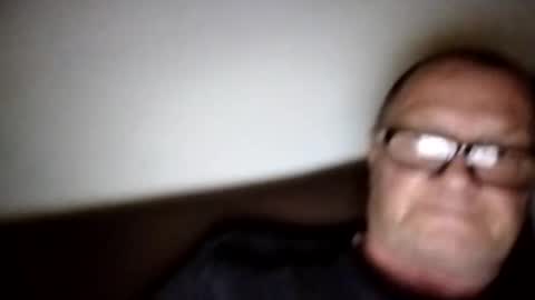 Snapshot of frauenfeind1 chatting on 15, 9, 2025 Wolfi online show from 15, 9, 2025