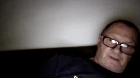 Snapshot of frauenfeind1 chatting on 13, 10, 2025 Wolfi online show from 13, 10, 2025