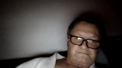 Wolfi online show from 16, 12, 2025